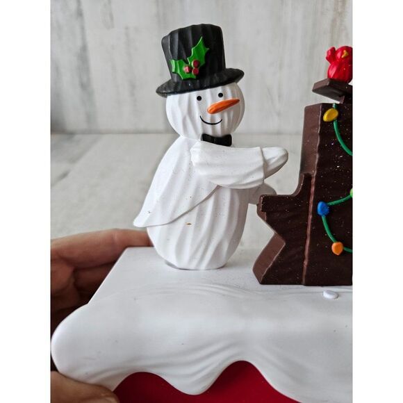 Hallmark piano snowman animated Xmas decor - Picture 8 of 10